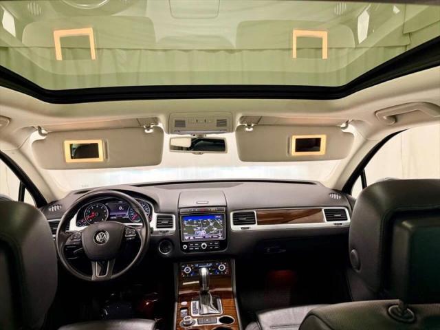 2016 Volkswagen Touareg VR6 Lux