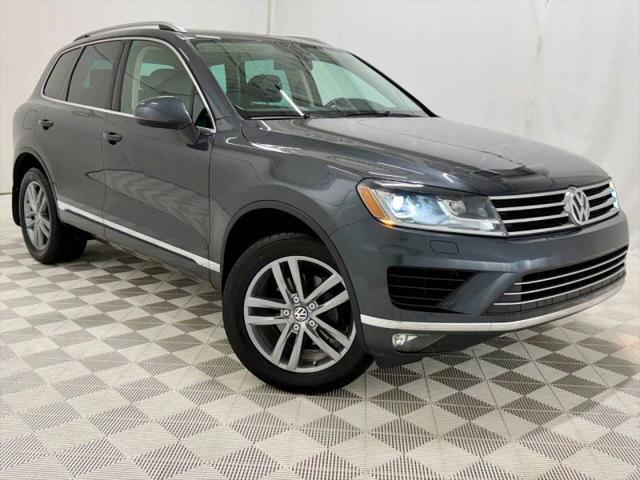 2016 Volkswagen Touareg VR6 Lux
