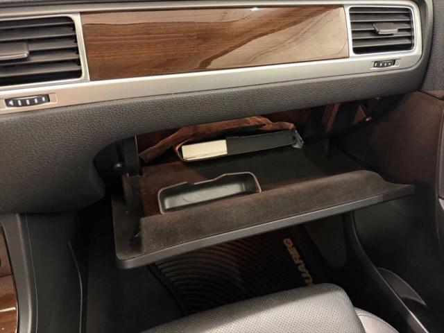 2016 Volkswagen Touareg VR6 Lux