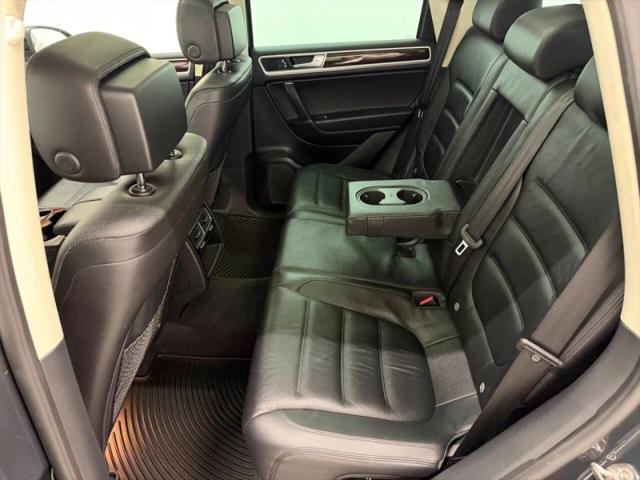 2016 Volkswagen Touareg VR6 Lux