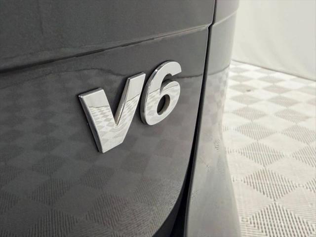 2016 Volkswagen Touareg VR6 Lux