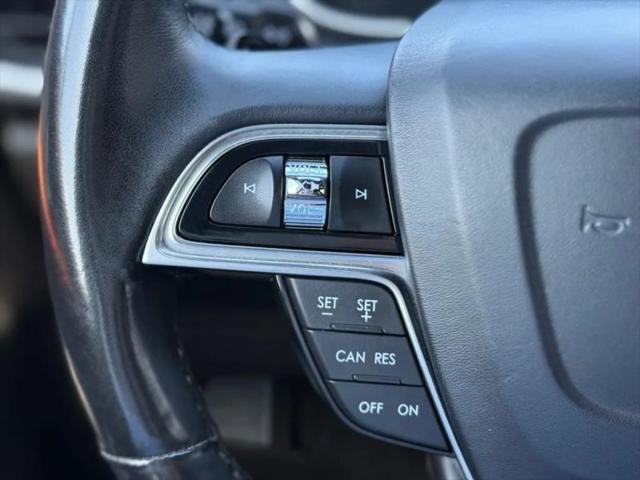 2019 Lincoln Nautilus Select