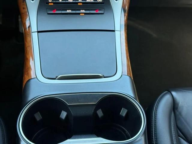 2019 Lincoln Nautilus Select
