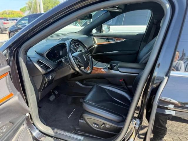 2019 Lincoln Nautilus Select