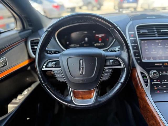 2019 Lincoln Nautilus Select