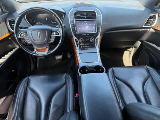 2019 Lincoln Nautilus Select