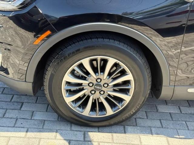 2019 Lincoln Nautilus Select