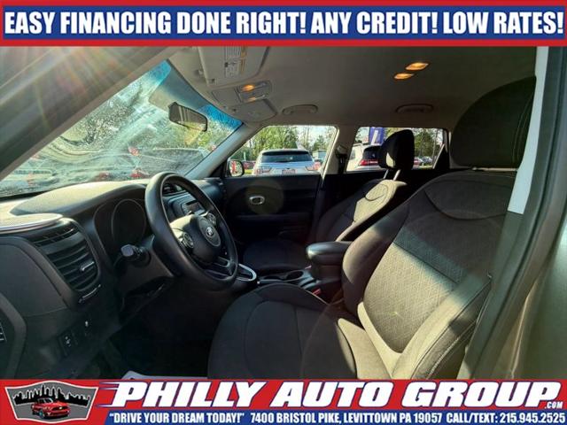2016 Kia Soul Base