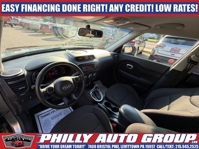 2016 Kia Soul Base
