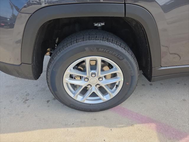 2026 Jeep Grand Cherokee Altitude 4x2