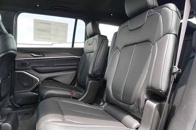 2026 Jeep Grand Cherokee L Limited 4x2