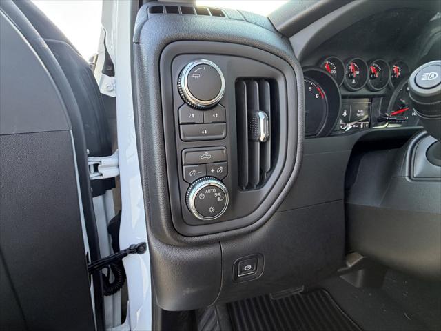 2026 GMC Sierra 2500HD Double Cab, Standard Bed, Pro, RWD
