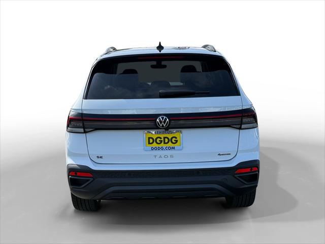2026 Volkswagen Taos SE Black