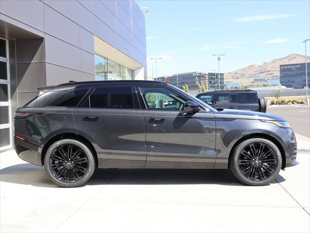 2026 Land Rover Range Rover Velar P250 Dynamic SE