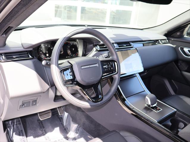 2026 Land Rover Range Rover Velar P250 Dynamic SE