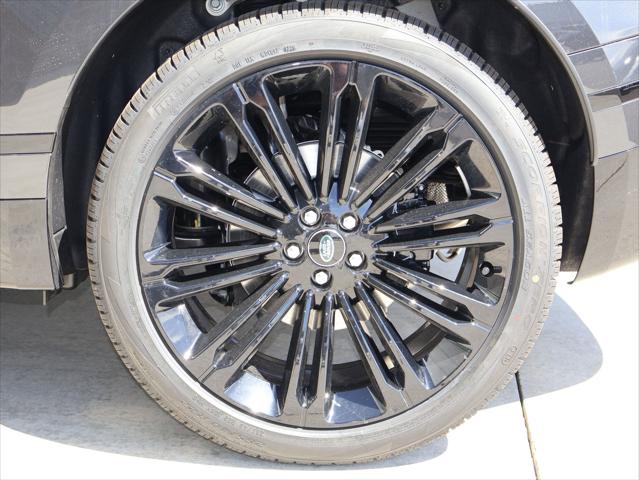 2026 Land Rover Range Rover Velar P250 Dynamic SE