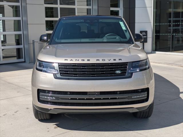 2026 Land Rover Range Rover P400 SE 7 Seat