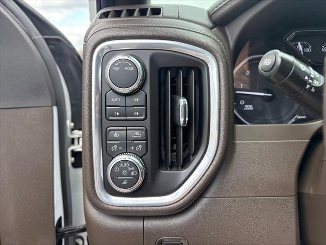 2022 GMC Sierra 3500HD 4WD Crew Cab Long Bed SLT