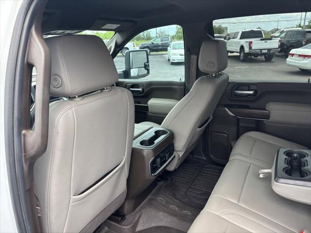 2022 GMC Sierra 3500HD 4WD Crew Cab Long Bed SLT