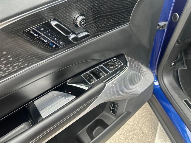 2023 Cadillac iQ RWD Luxury