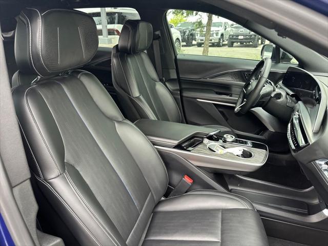 2023 Cadillac iQ RWD Luxury