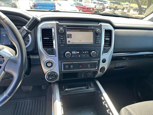 2017 Nissan Titan SV