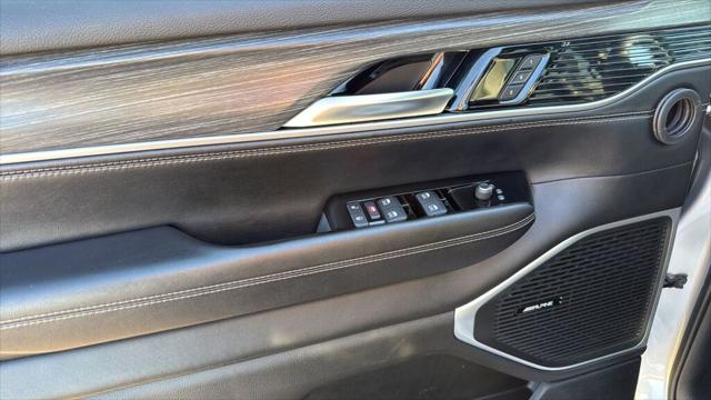 2024 Jeep Wagoneer Series II 4x2