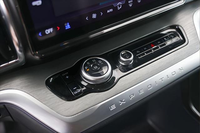 2025 Ford Expedition Platinum MAX