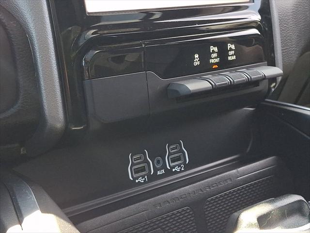 2025 Ram 1500 Big Horn Crew Cab 4x4 5'7" Box
