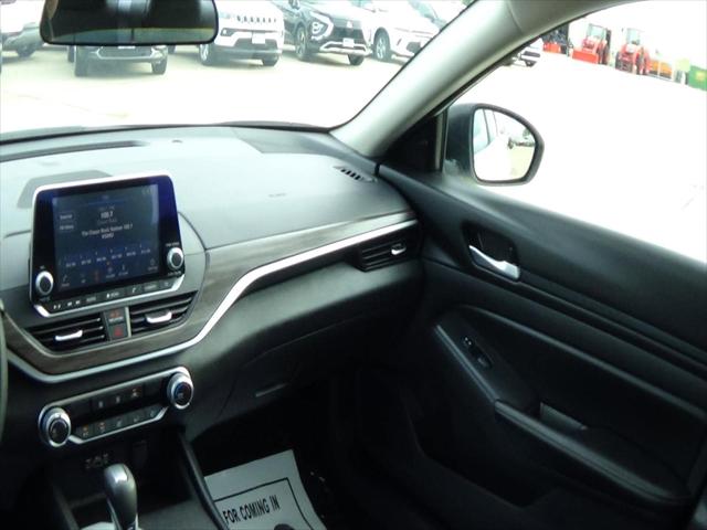 2025 Nissan Altima SV FWD