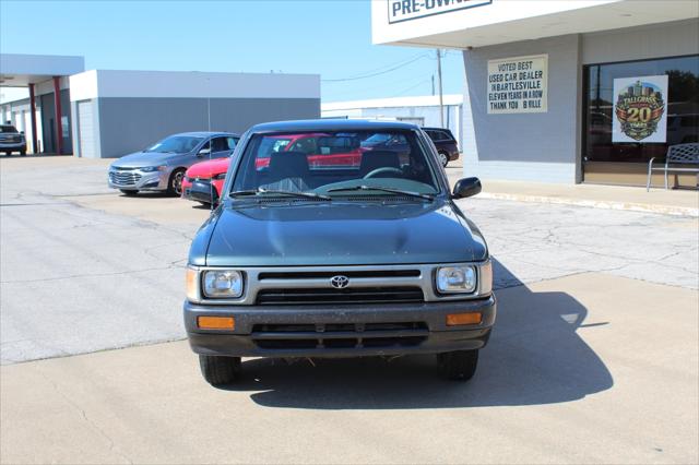 1992 Toyota 2WD Trucks Deluxe