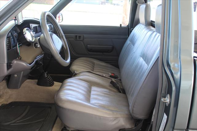 1992 Toyota 2WD Trucks Deluxe