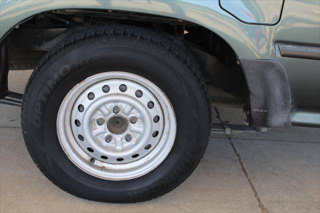 1992 Toyota 2WD Trucks Deluxe