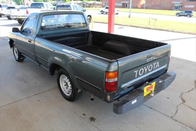 1992 Toyota 2WD Trucks Deluxe