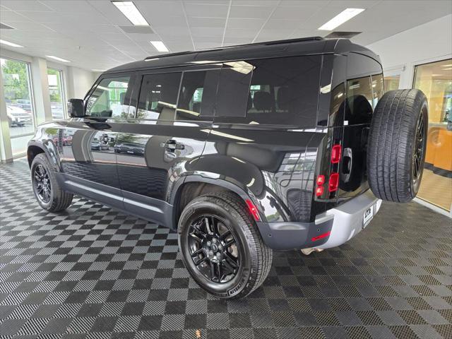 2025 Land Rover Defender 110 P300