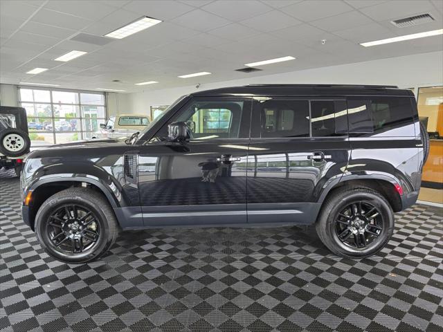 2025 Land Rover Defender 110 P300