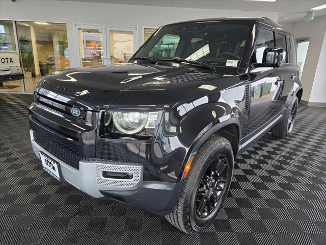 2025 Land Rover Defender 110 P300