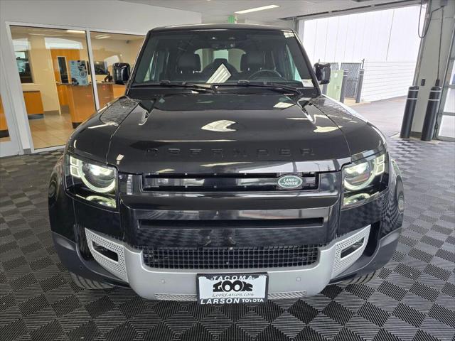 2025 Land Rover Defender 110 P300