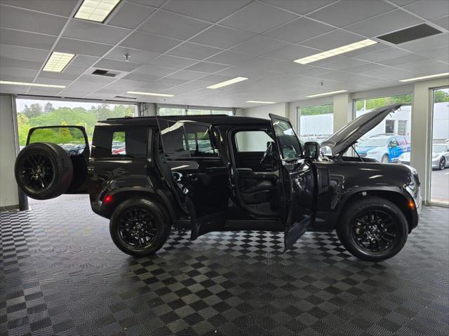 2025 Land Rover Defender 110 P300