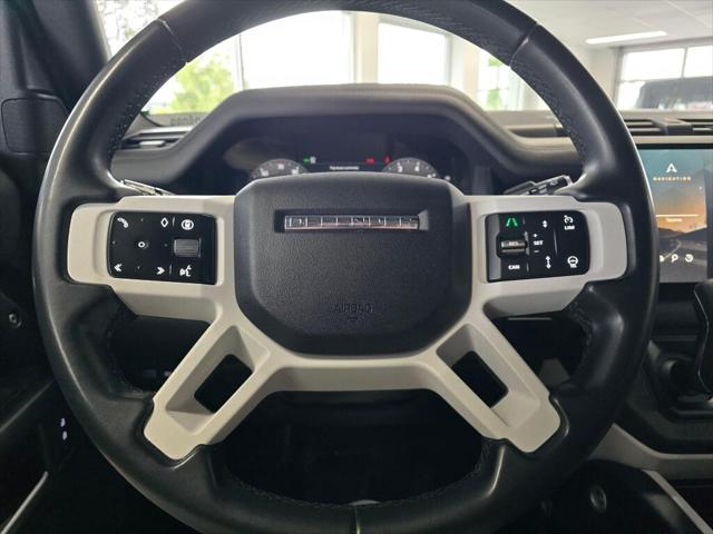 2025 Land Rover Defender 110 P300
