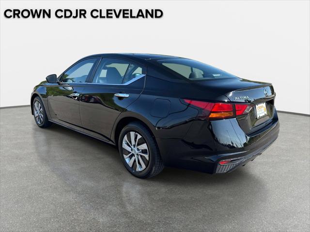 2022 Nissan Altima S FWD