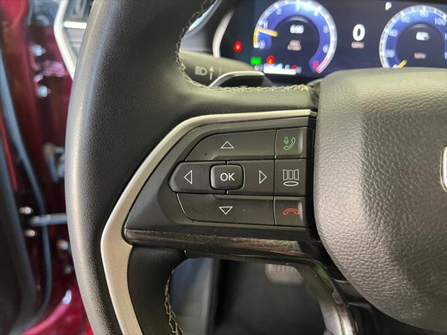 2023 Jeep Grand Cherokee L Laredo 4x4