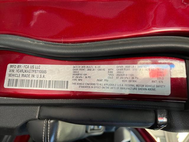 2023 Jeep Grand Cherokee L Laredo 4x4