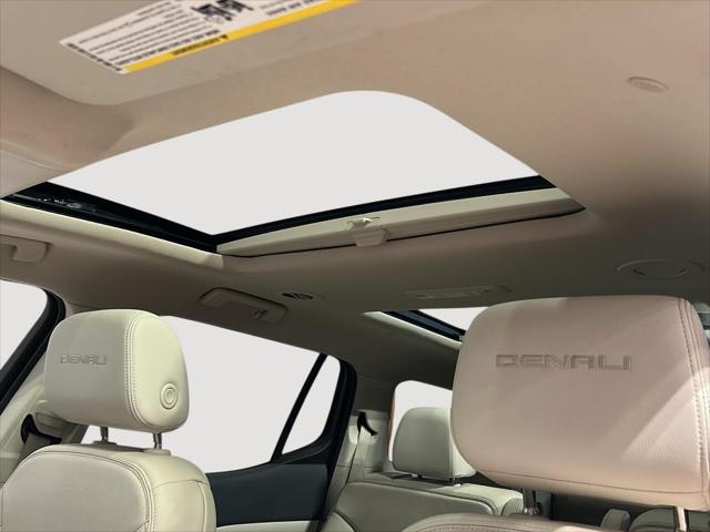 2023 GMC Acadia AWD Denali