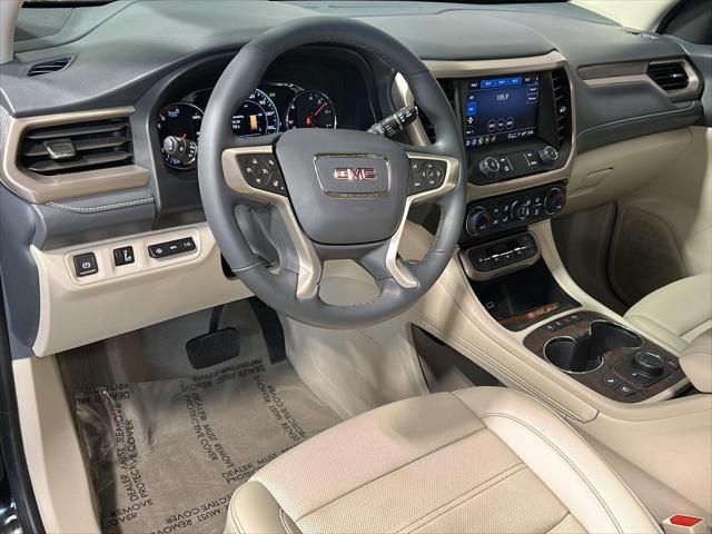 2023 GMC Acadia AWD Denali