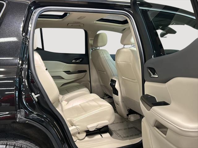 2023 GMC Acadia AWD Denali