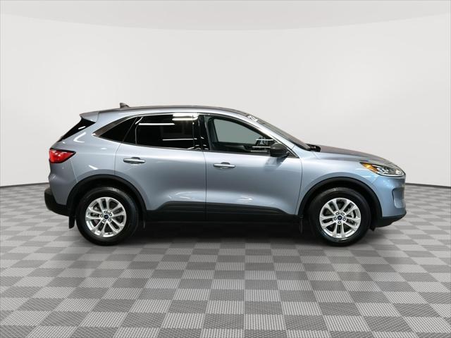 2022 Ford Escape SE Hybrid