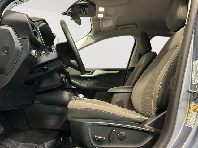 2022 Ford Escape SE Hybrid