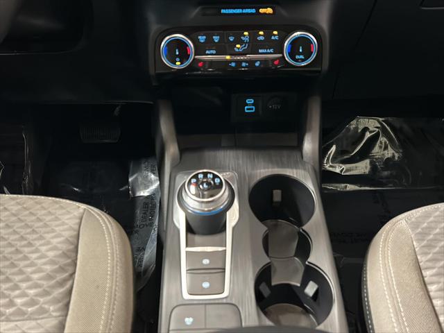 2022 Ford Escape SE Hybrid