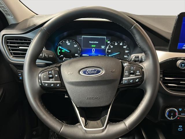 2022 Ford Escape SE Hybrid